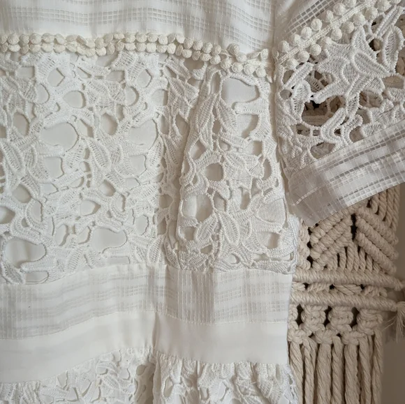 Lace & Mesh White Peter Pan Collar Dress - Picture 3 of 6